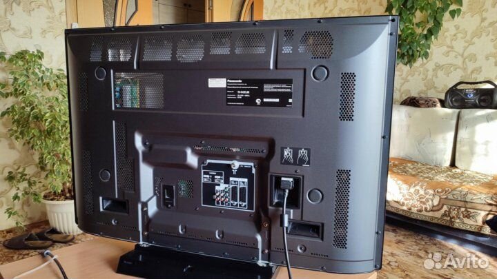 Телевизор Panasonic (плазма)