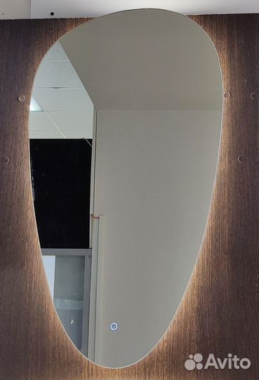 Зеркало с подсветкой