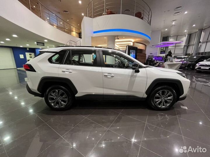 Toyota RAV4 2.0 CVT, 2024