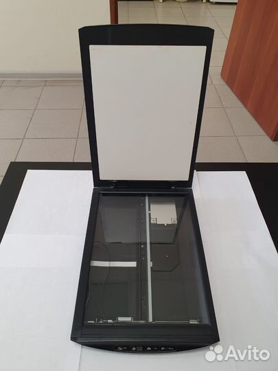 Сканер Canon lide 110