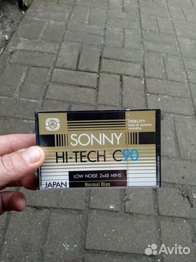 Аудиокассеты новые запечатанные sony