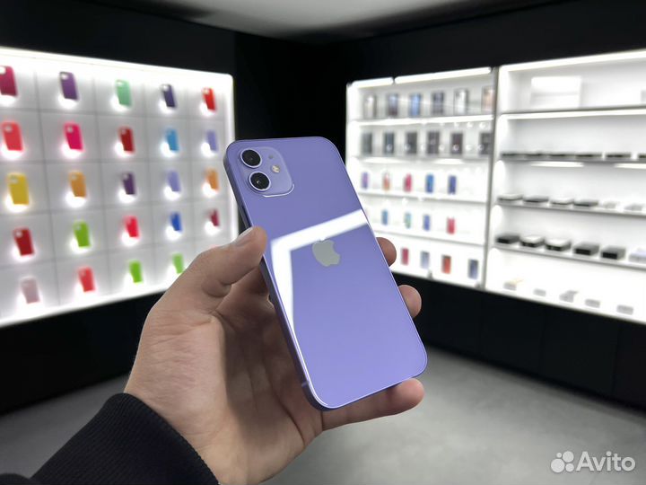 iPhone 12, 64 ГБ