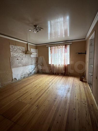 Дом 180 м² на участке 4,5 сот.