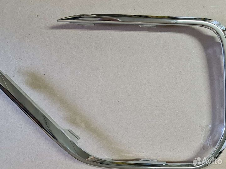 В наличии Накладка левая Teramont рестайлинг