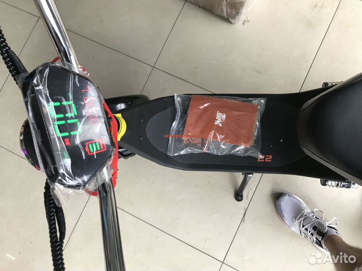 Электроскутер Kugoo Kirin C3 1000W 48V15Ah