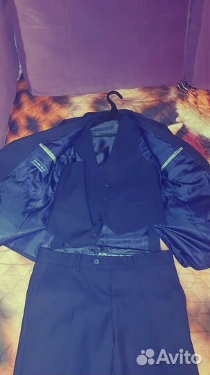 Новый костюм тройка