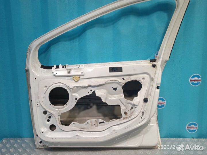 Дверь передняя правая Peugeot 308 1.6 EP6