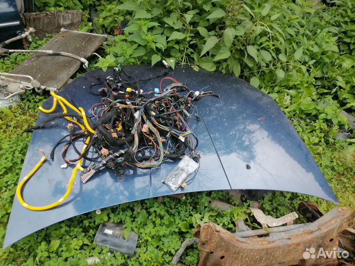 Стойка амортизатора передняя и задняя