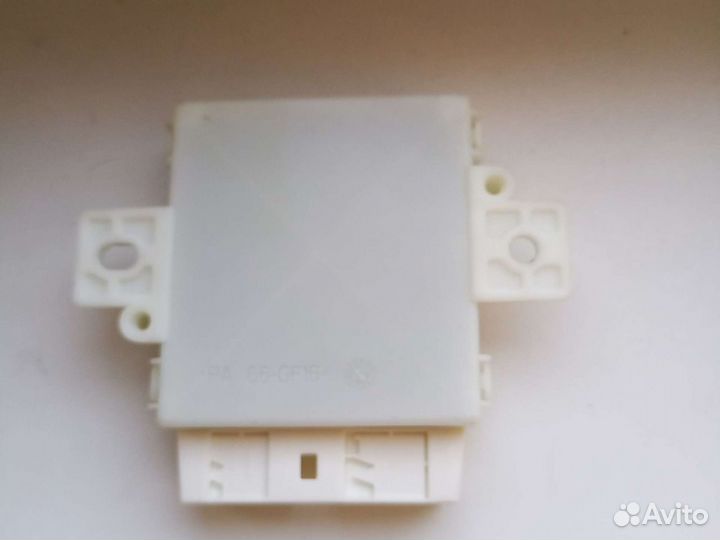 Мерседес 212.Блок управления парктрониками