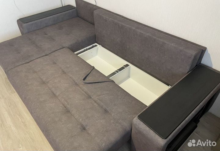 Угловой диван