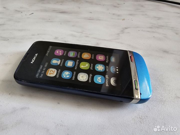 Телефон Nokia 311 Asha