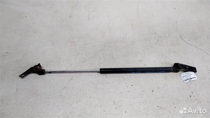 Амортизатор двери багажника Suzuki Baleno