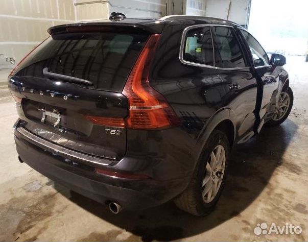 Фара от volvo XC60 с 2017