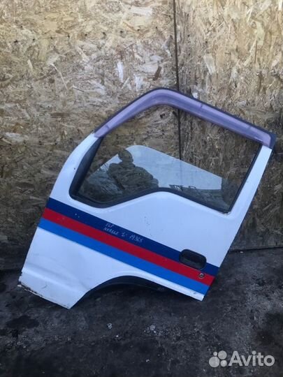 Дверь левая Isuzu Elf NKR66E 4HF1 1998