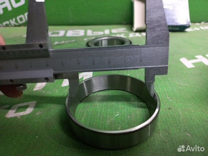 Подшипник передней ступицы Mitsubishi Lancer 1990