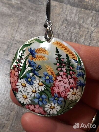 Подвеска перламутровая 