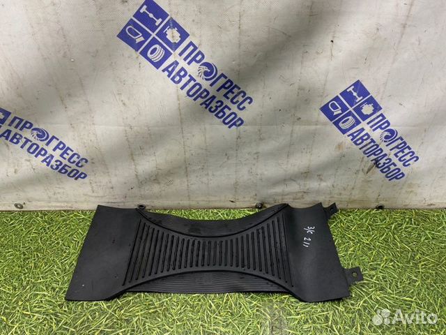 Коврик салона задний Toyota Avensis универсал 1.8