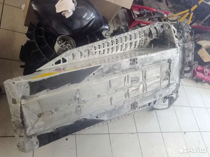 Рама brp ski-doo mxz 600rs 2008