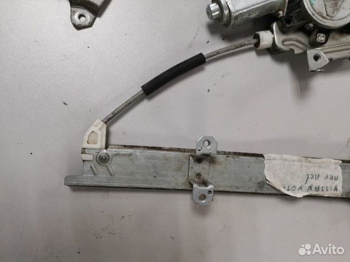 Стеклоподъемный механизм передний левый Nissan