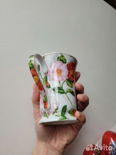 Фарфоровая чашка