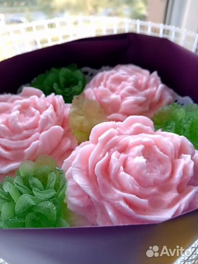 Сладкий букет из суфле 'пионы'