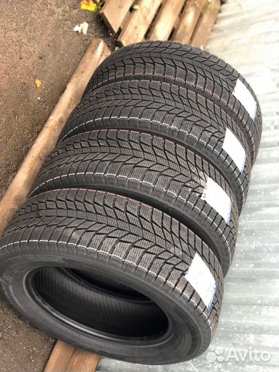 Triangle PL01 215/60 R16 98R