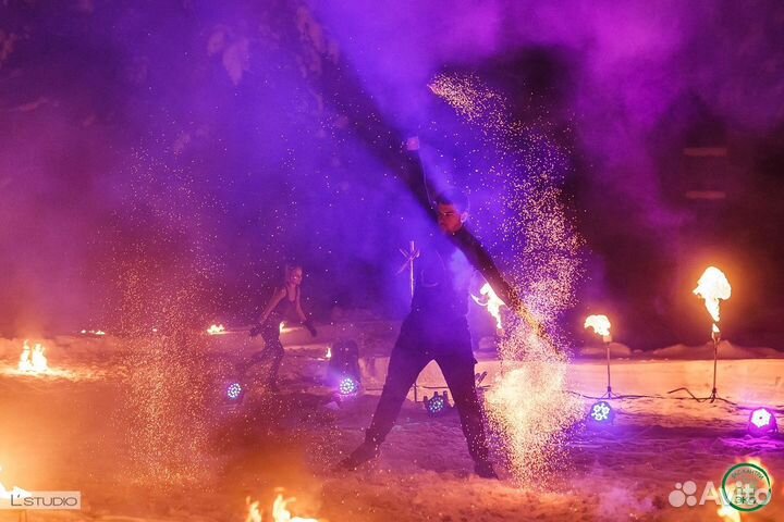 Художник по свету, световик, пультовик