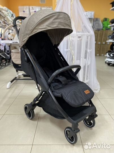 Коляска прогулочная Carrello Turbo