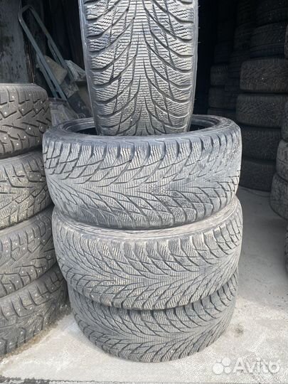 Nokian Tyres Hakkapeliitta R2 225/45 R18 и 245/40 R18