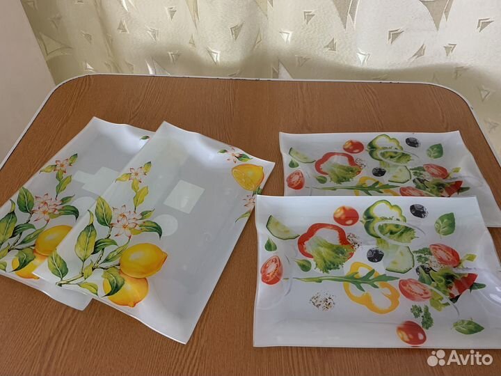 Менажница, салатники, блюда для сервировки стола