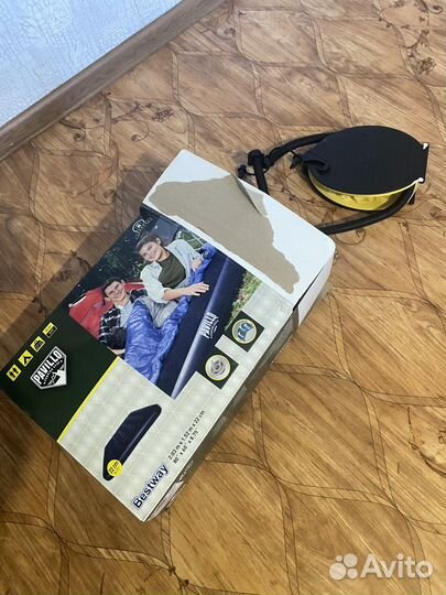 Матрас надувной с насосом