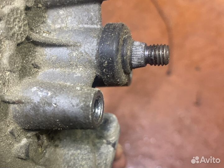 Hyundai sonata 5 EF моторчик дворников