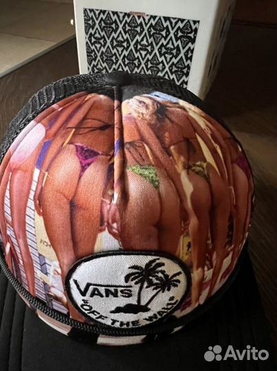 Бейсболка Vans