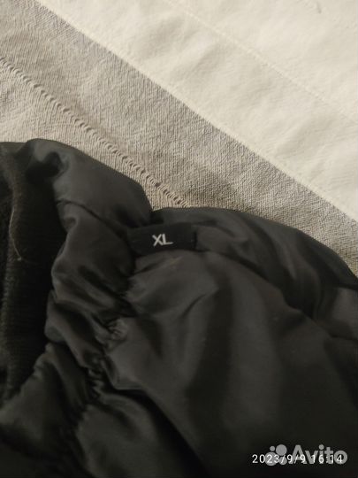 Куртка с меховым капюшоном для собак хl (унисекс)