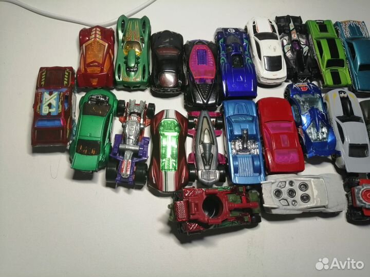 Машинки хот вилс hot wheels