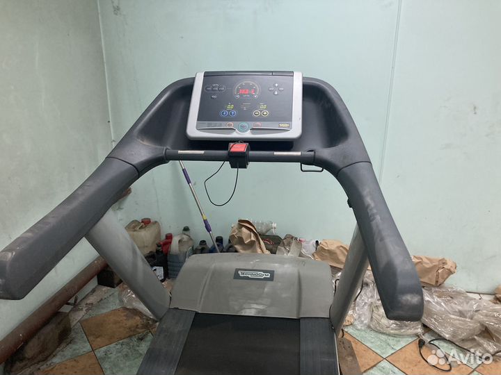 Беговая дорожка профессиональная technogym excite