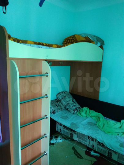 Комната 16 м² в 3-к., 1/2 эт.