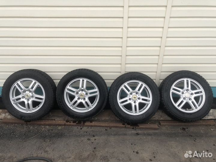 R15 Bridgestone Ice Cruiser 7000 195/65, PCD 5x114.3 DIA 64.1