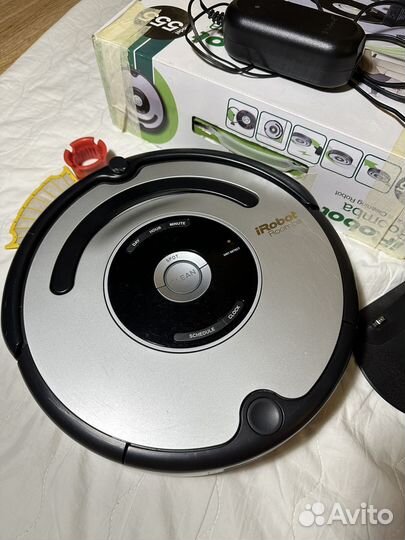 Робот пылесос irobot roomba 555