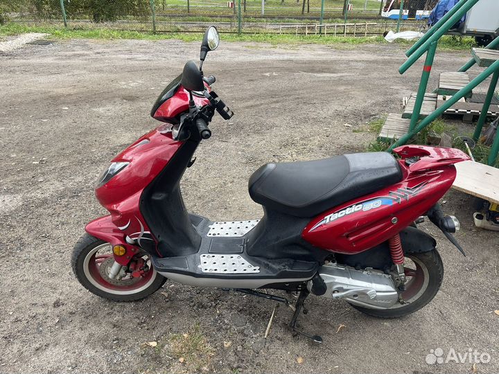 Скутер Stels Tactic 50