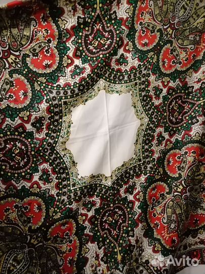 Шелковый платок новый