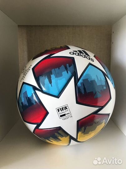 Футбольный мяч Adidas Finale22