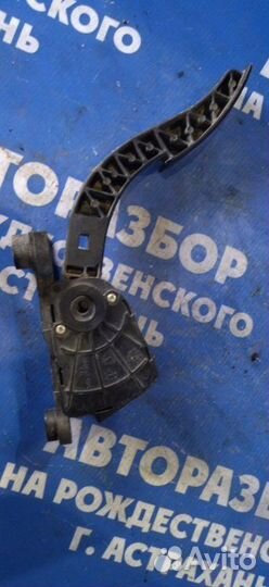 Педаль газа Hyundai Solaris 1 седан G4FC 2012