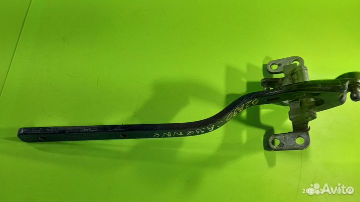 Петля багажника для Porsche Cayenne 955