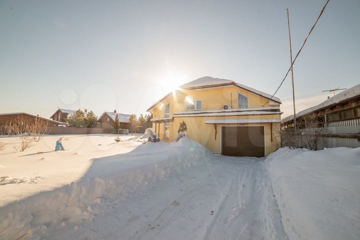 Коттедж 166,2 м² на участке 9,5 сот.