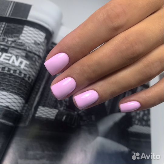 Модель на маникюр