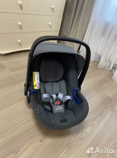 Britax römer baby-safe2 i-size storm grey