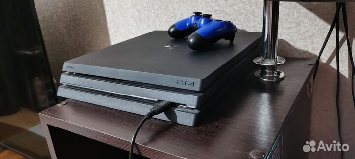 Sony playstation 4 pro 1tb