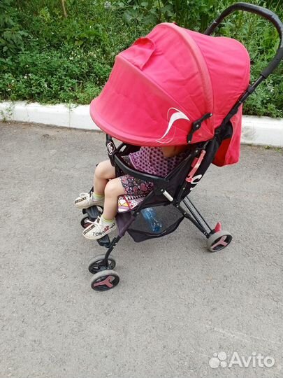 Коляска легкая