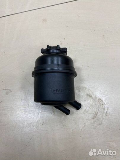 Бачок гидроусилителя Chevrolet Niva